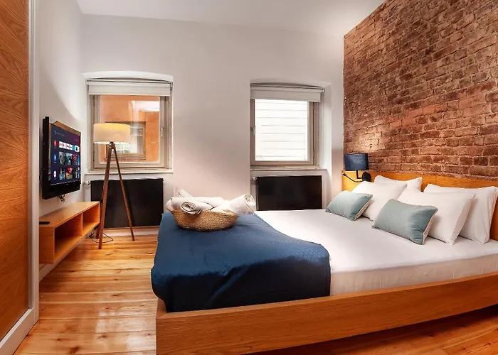 Kumbaraci & Penzion 3*