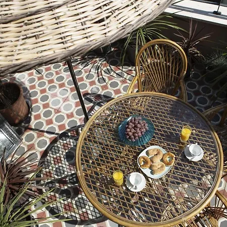 Kumbaracı Apartments&suites Konukevi